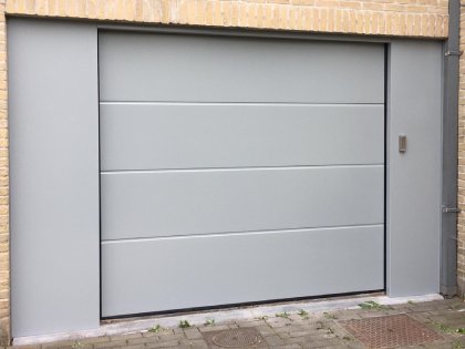 portes de garage sectionnelles, V-line non profilé lisse, moteur, RAL 7042, clavier à code, tôlerie